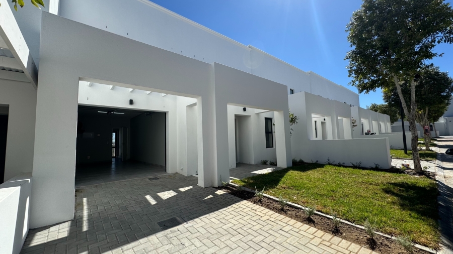 3 Bedroom Property for Sale in Croydon Gardens Estate Western Cape